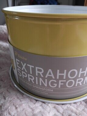 Tchibo Extra High Spring form Baking Pan 5.512" Deep. Made In Germany.  NEW